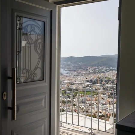 Aurora Syros * Ano Syros